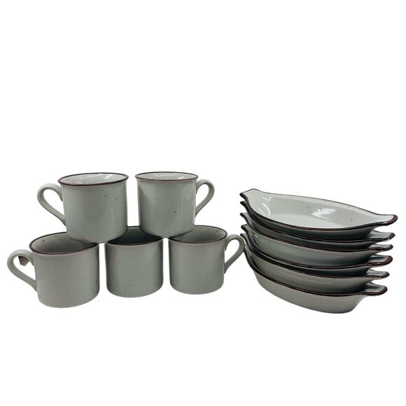 VTG Stoneware Set Cream Speckled 6 Bakers 5 Mugs Vintage Serveware Bakeware 11Pc - Picture 1 of 15